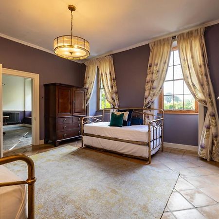 Topside House - Beautiful 7 Bedroom House With Hottub Wifi And Parking Near Bath Wells Frome Oakhill Exterior foto